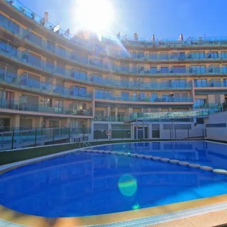 Appartement Sleeps 5 With Pool Air Con And Wifi