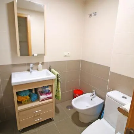 Sleeps 5 With Pool Air Con And Wifi Apartament *